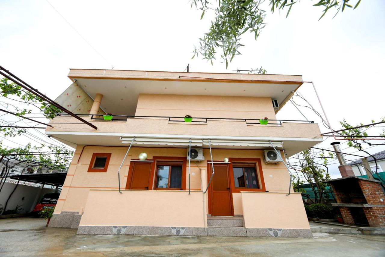 Mere Family House *